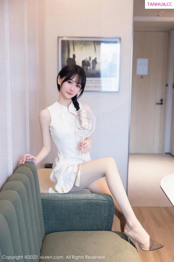   [XiuRen]高清写真图 2023.05.26 No.6813 幼幼 旗袍美腿第9张图片